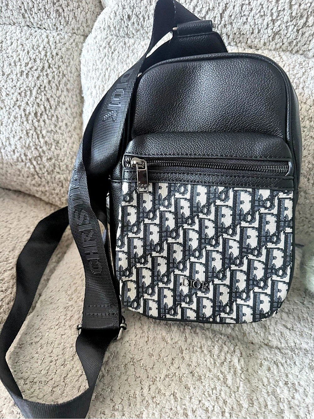 Rider Sling Bag Mini Backpack Black & White